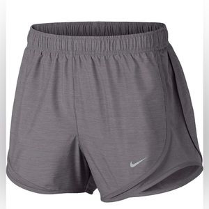 Nike Dri-Fit Temp Running Shorts - M